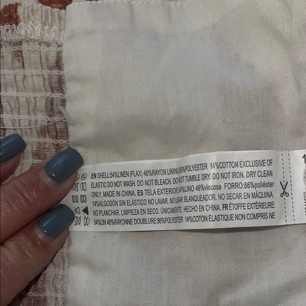 Forever 21 Geometric Patterned Tan and Brown Skirt - Picture 4 of 4
